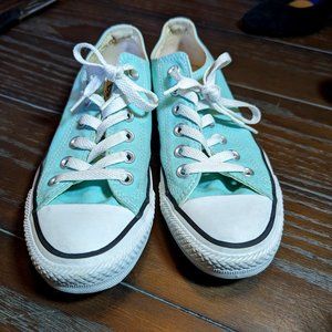 Converse Chuck Taylor All Star low-top sneakers in cyan womens size 7